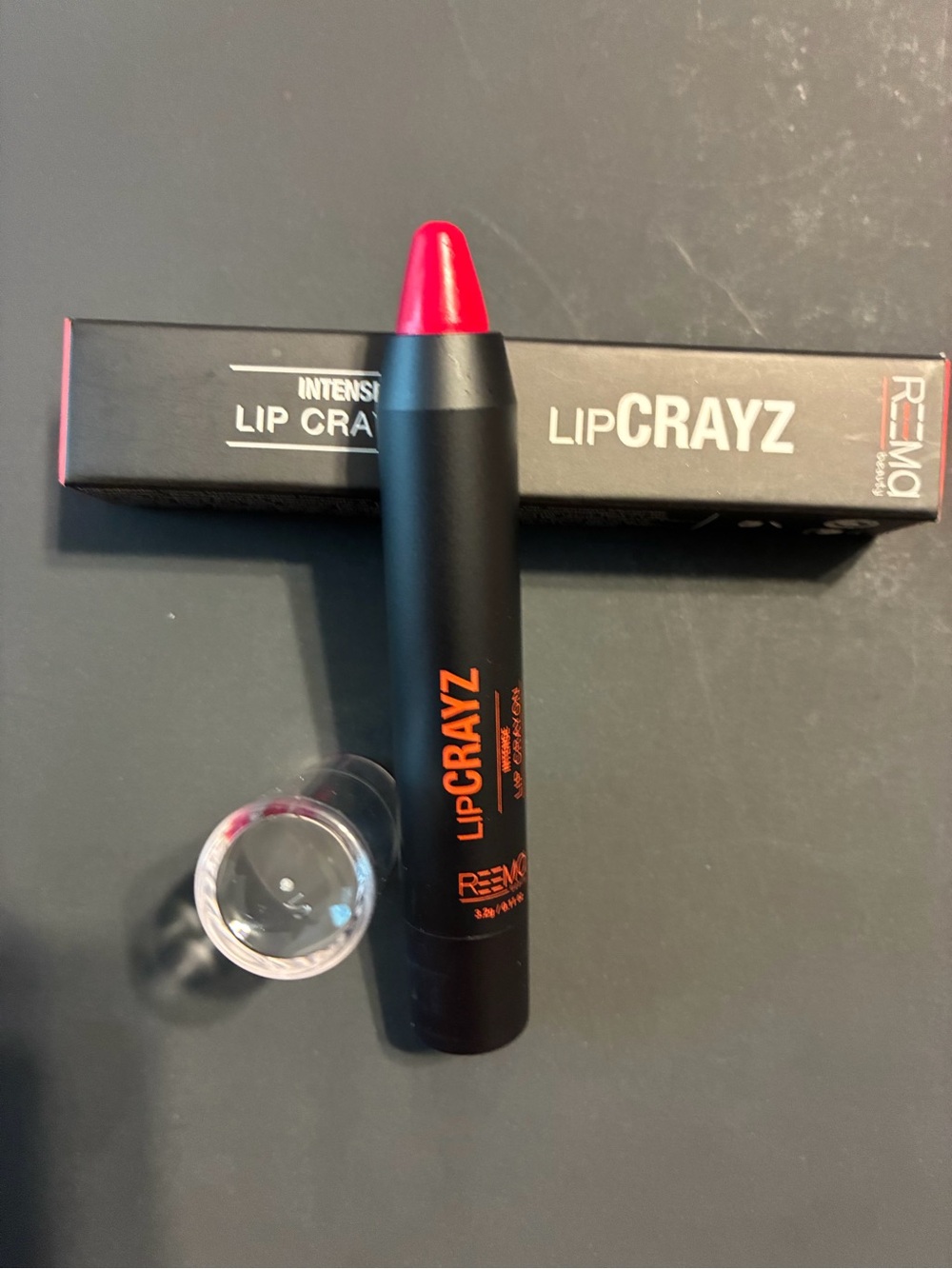 LipCRAYZ Intense Lip Crayon — Vivid Pink